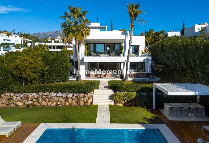 Wiederverkauf - Villa - Marbella - Nueva Andalucía