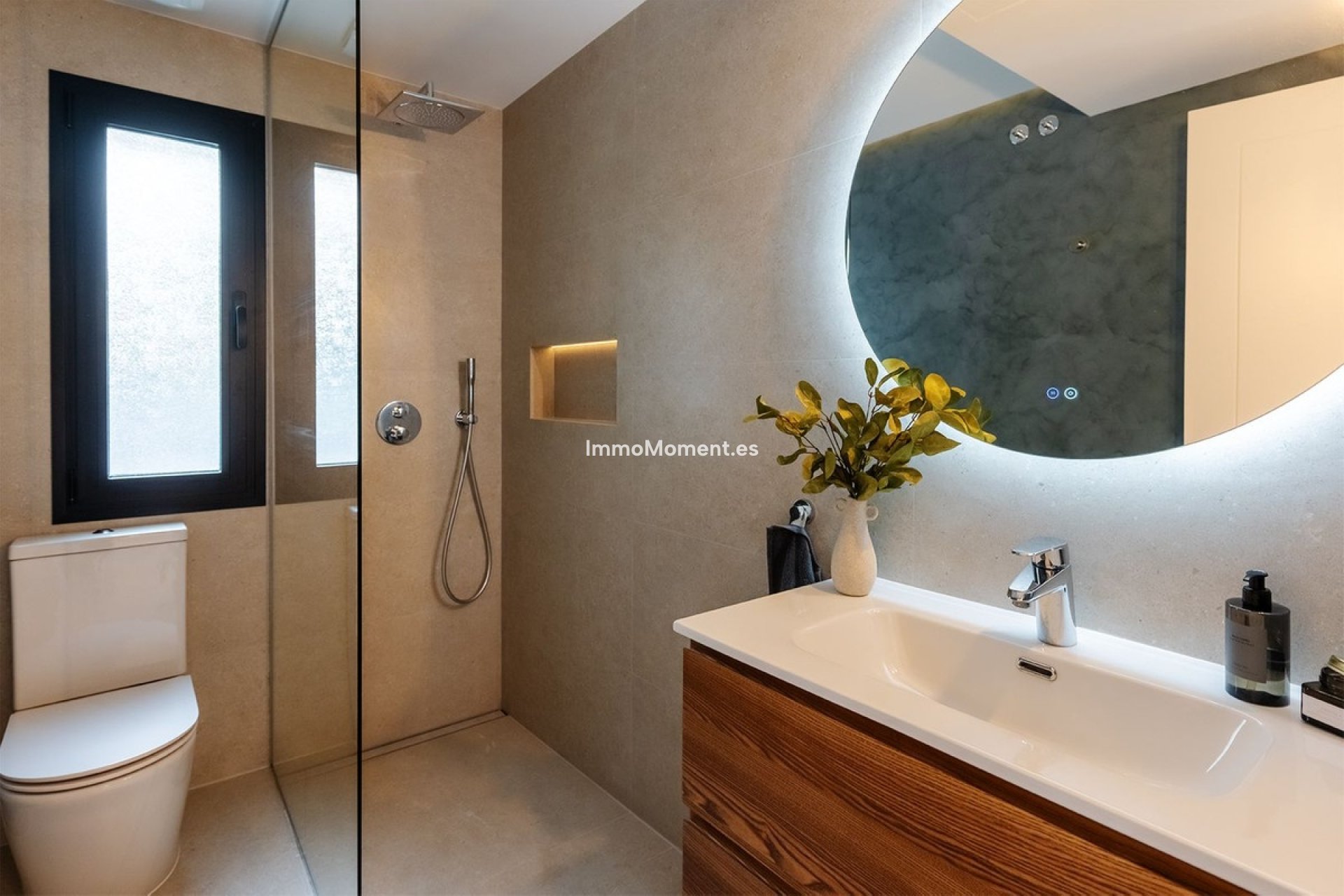 Wiederverkauf - Villa - Marbella - Nueva Andalucía