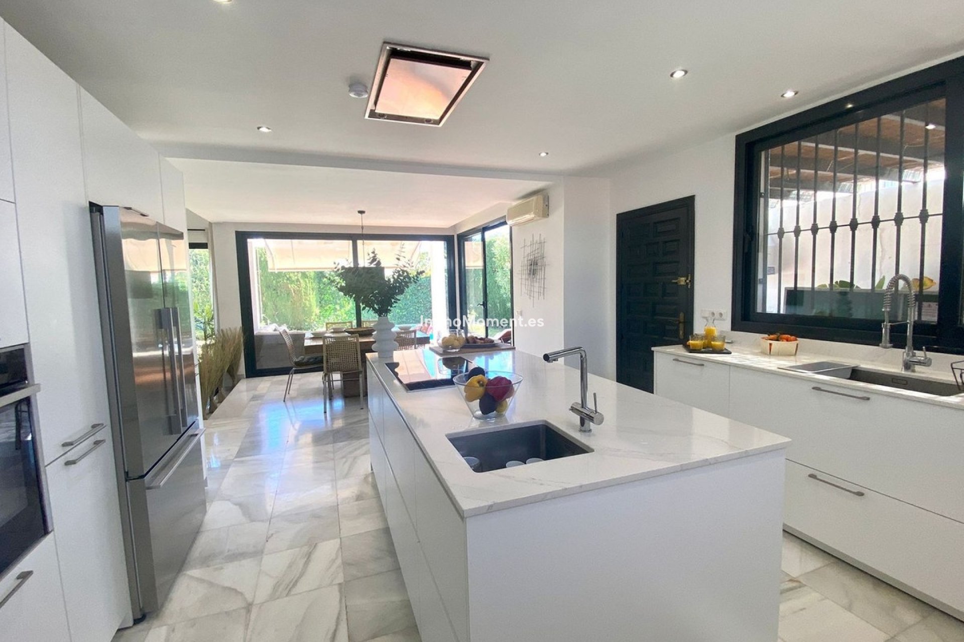 Wiederverkauf - Villa - Marbella - Nueva Andalucía