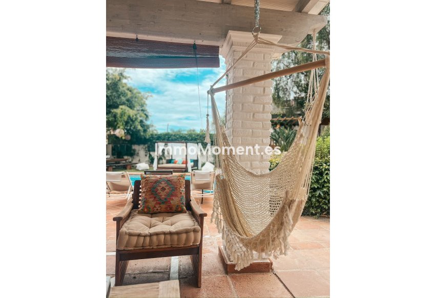 Wiederverkauf - Villa - Marbella - Nueva Andalucía