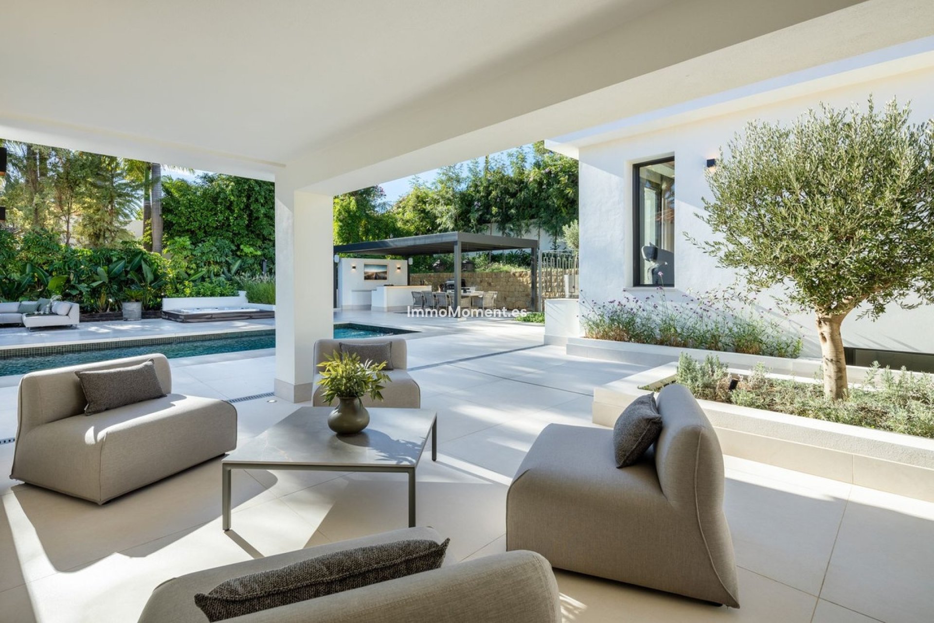 Wiederverkauf - Villa - Marbella - Nueva Andalucía