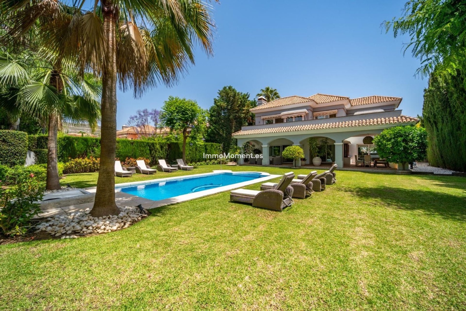 Wiederverkauf - Villa - Marbella - Nueva Andalucía