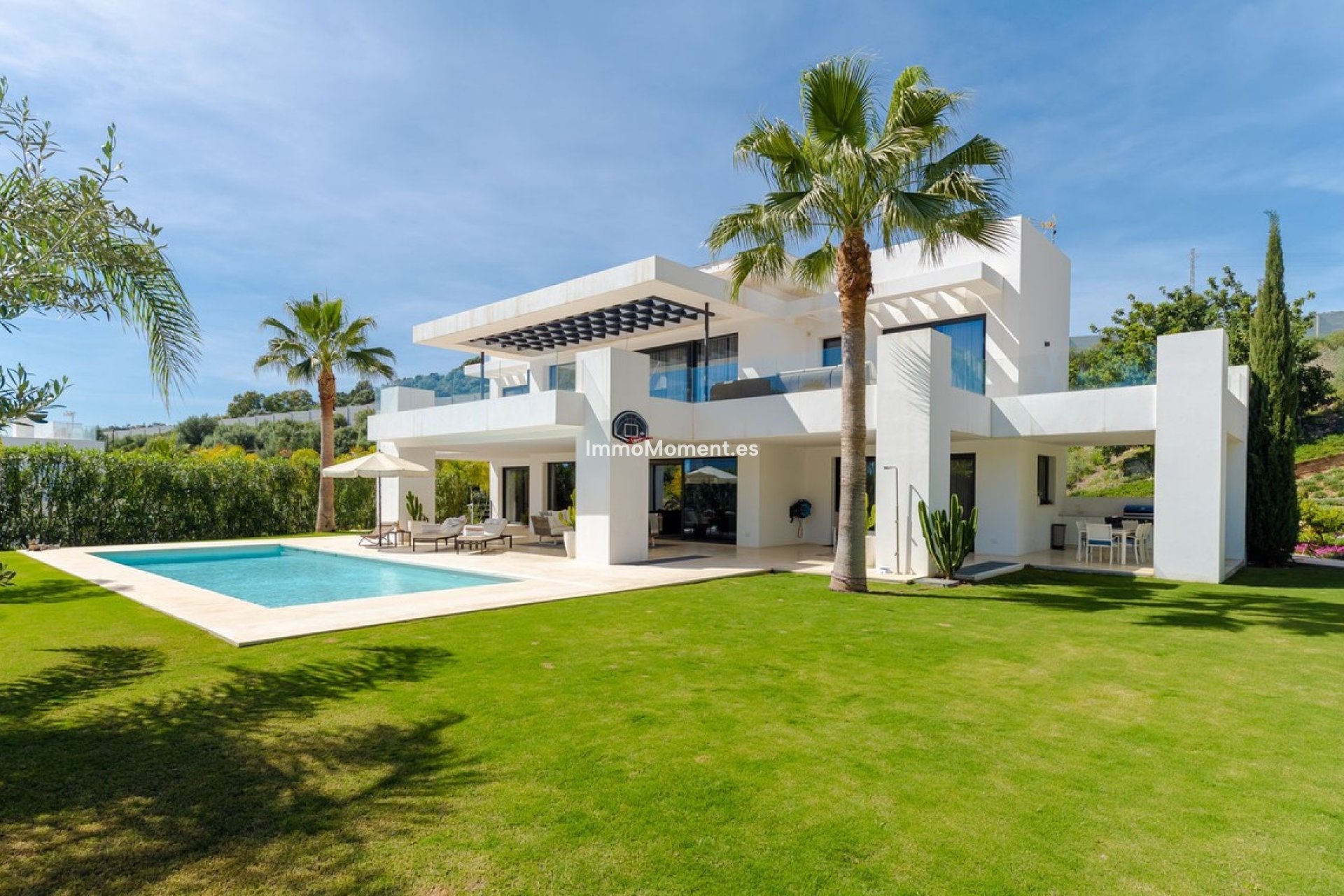 Wiederverkauf - Villa - Marbella - Nueva Andalucía