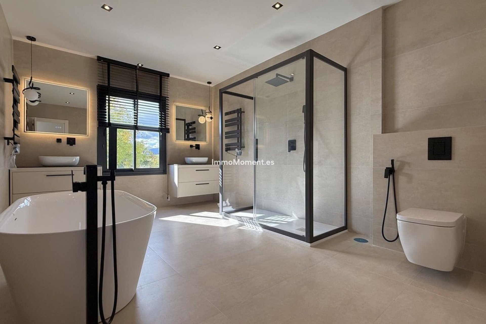 Wiederverkauf - Villa - Marbella - Nueva Andalucía