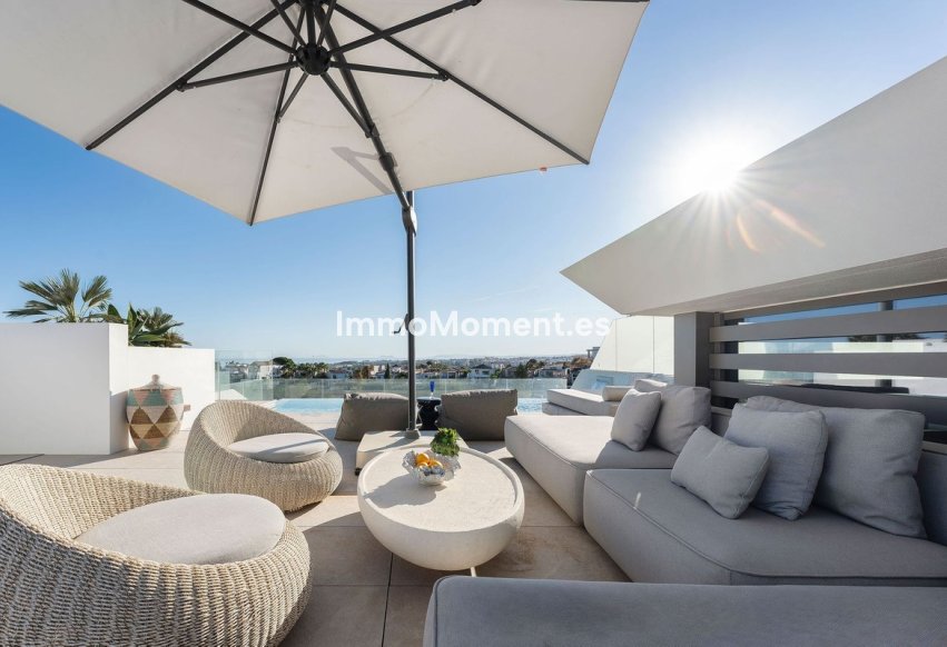 Wiederverkauf - Villa - Marbella - Nueva Andalucía