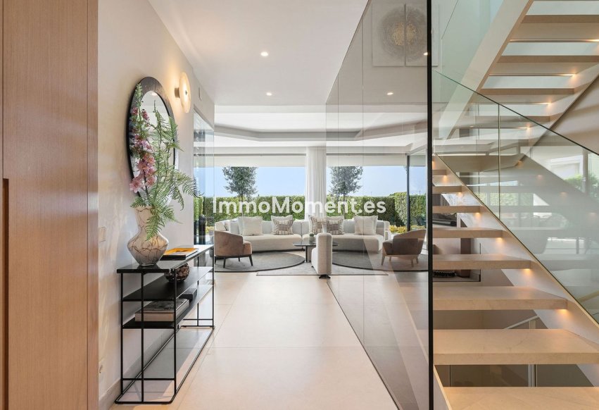 Wiederverkauf - Villa - Marbella - Nueva Andalucía