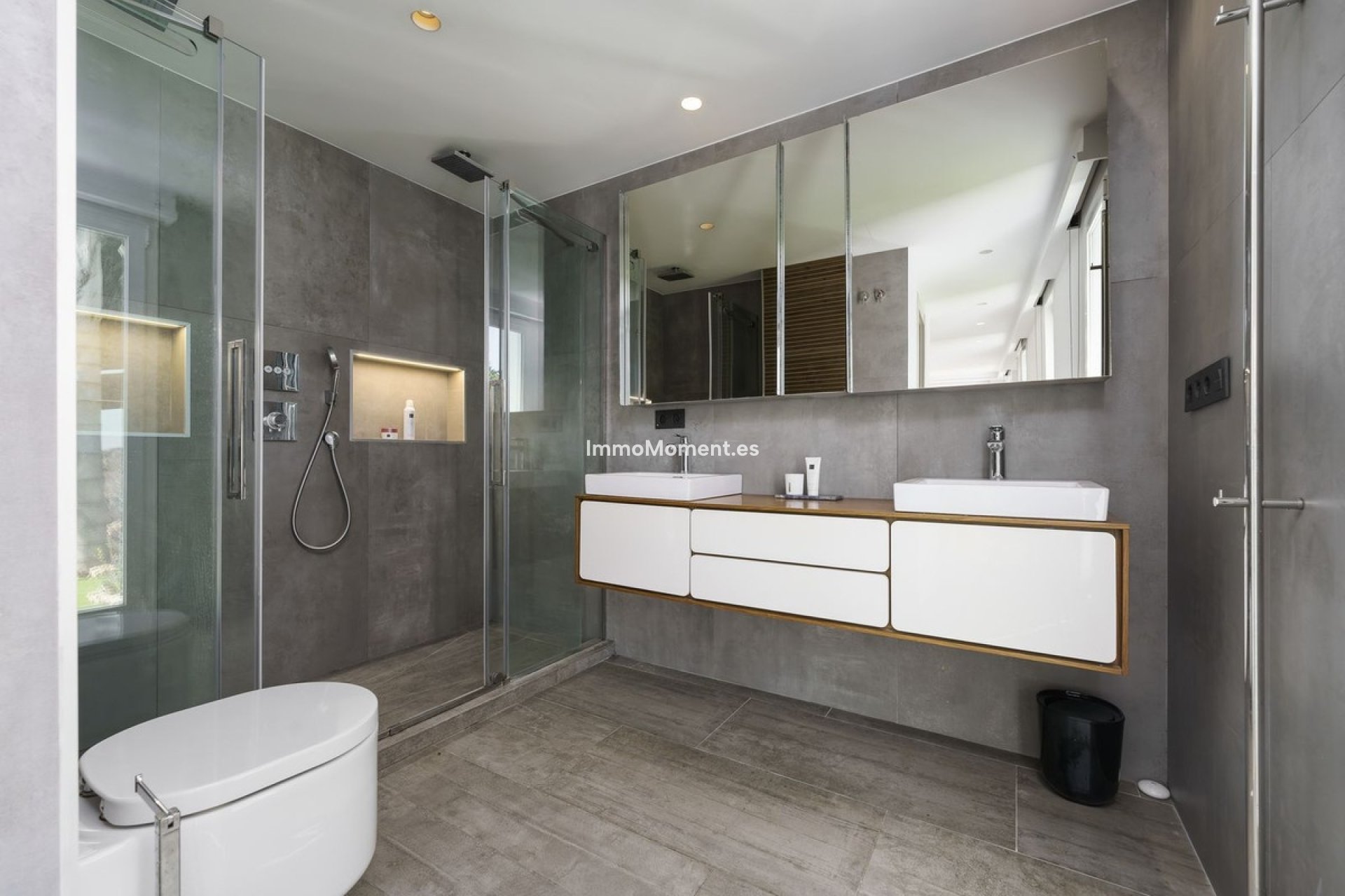 Wiederverkauf - Villa - Marbella - Nueva Andalucía