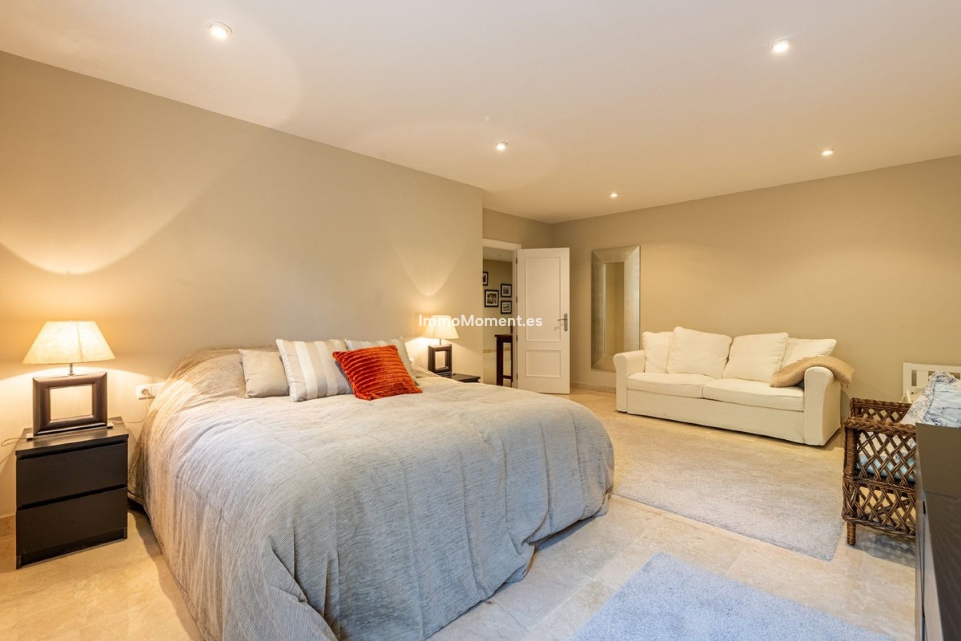 Wiederverkauf - Villa - Marbella - Nueva Andalucía