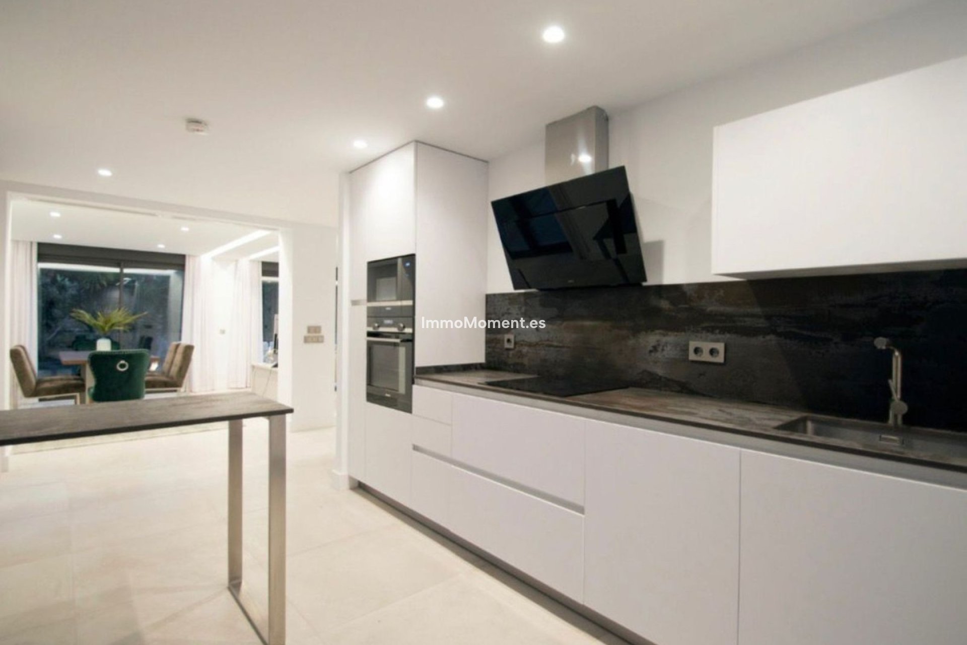 Wiederverkauf - Villa - Marbella - Nueva Andalucía