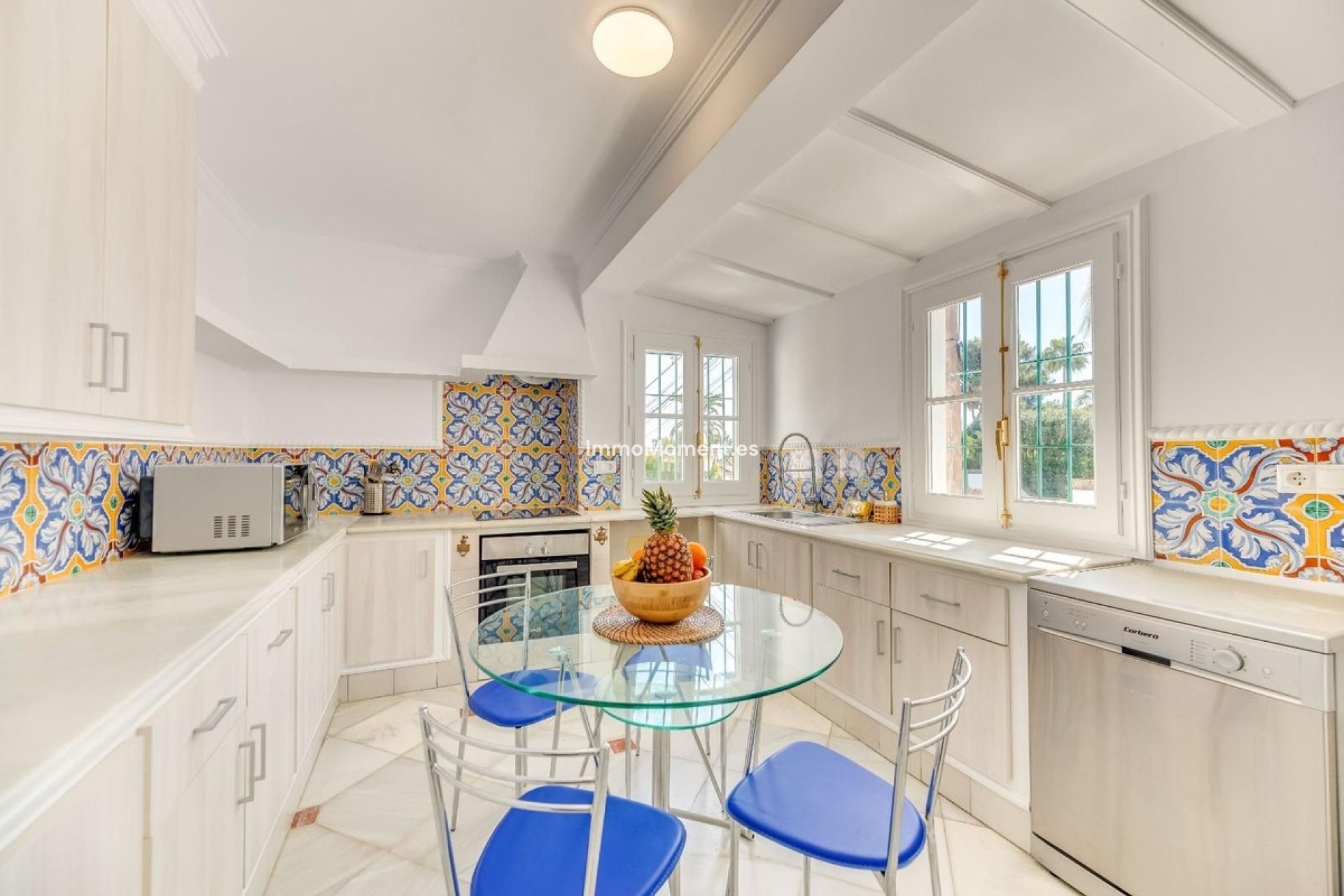 Wiederverkauf - Villa - Marbella - Nueva Andalucía