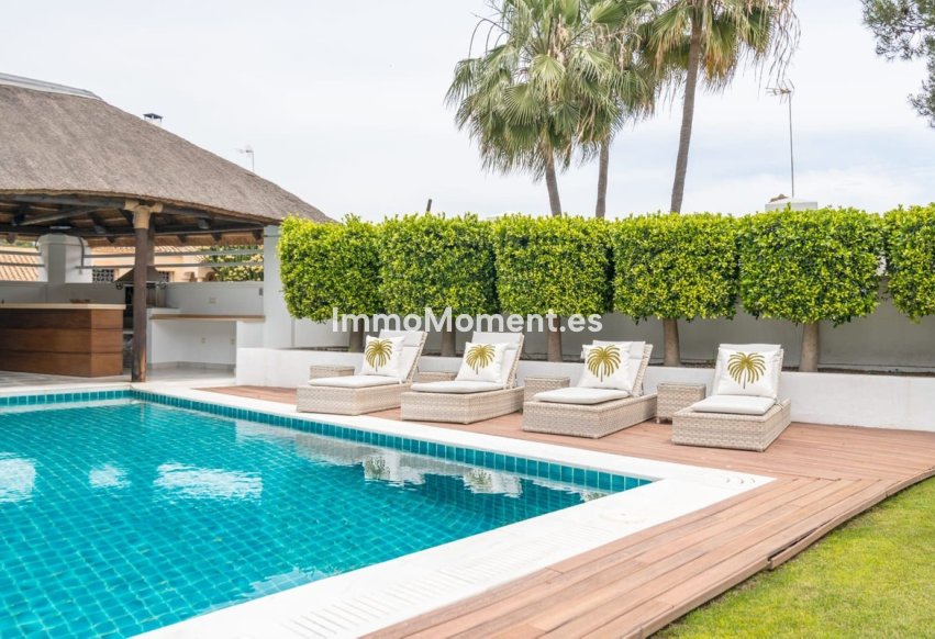 Wiederverkauf - Villa - Marbella - Nueva Andalucía