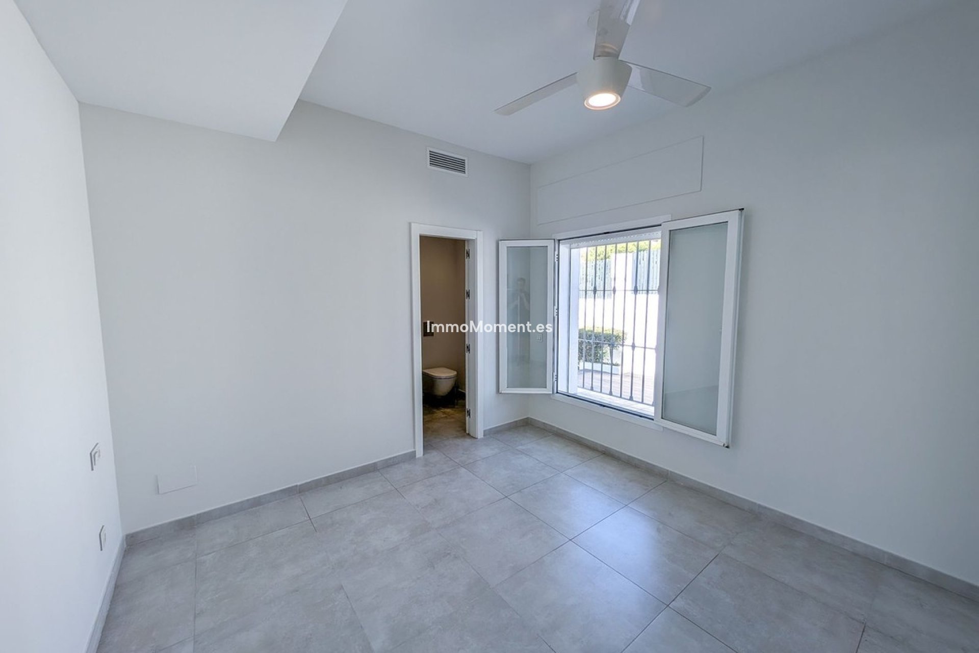 Wiederverkauf - Villa - Marbella - Nueva Andalucía