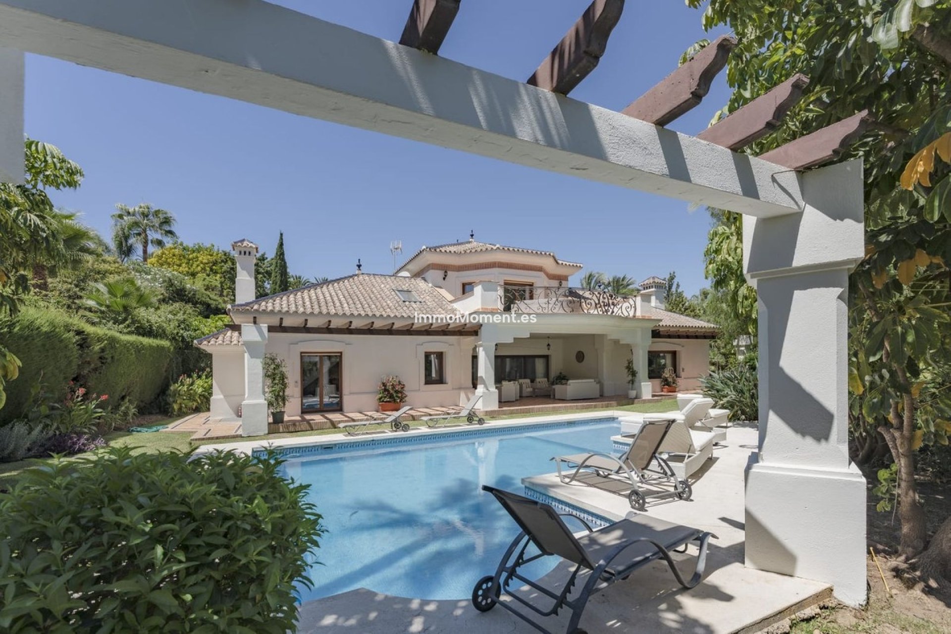 Wiederverkauf - Villa - Marbella - Nueva Andalucía