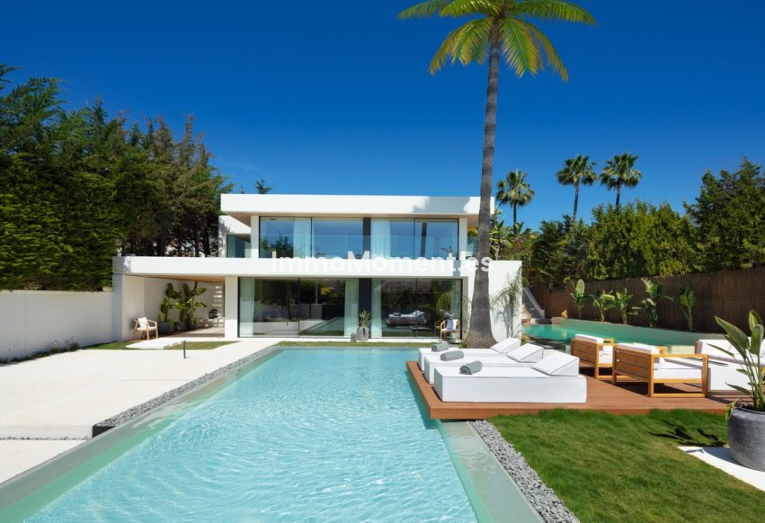 Wiederverkauf - Villa - Marbella - Nueva Andalucía