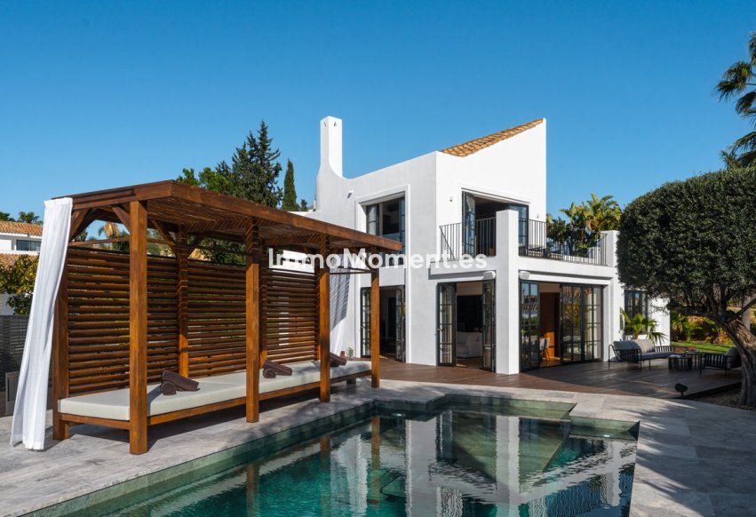 Wiederverkauf - Villa - Marbella - Nueva Andalucía
