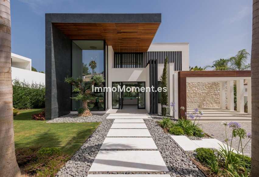 Wiederverkauf - Villa - Marbella - Nueva Andalucía