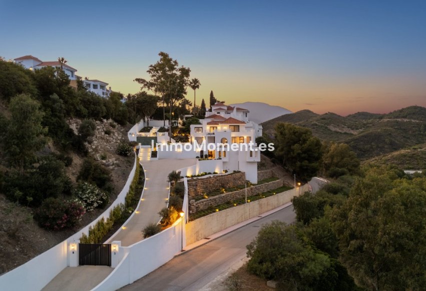 Wiederverkauf - Villa - Marbella - Nueva Andalucía