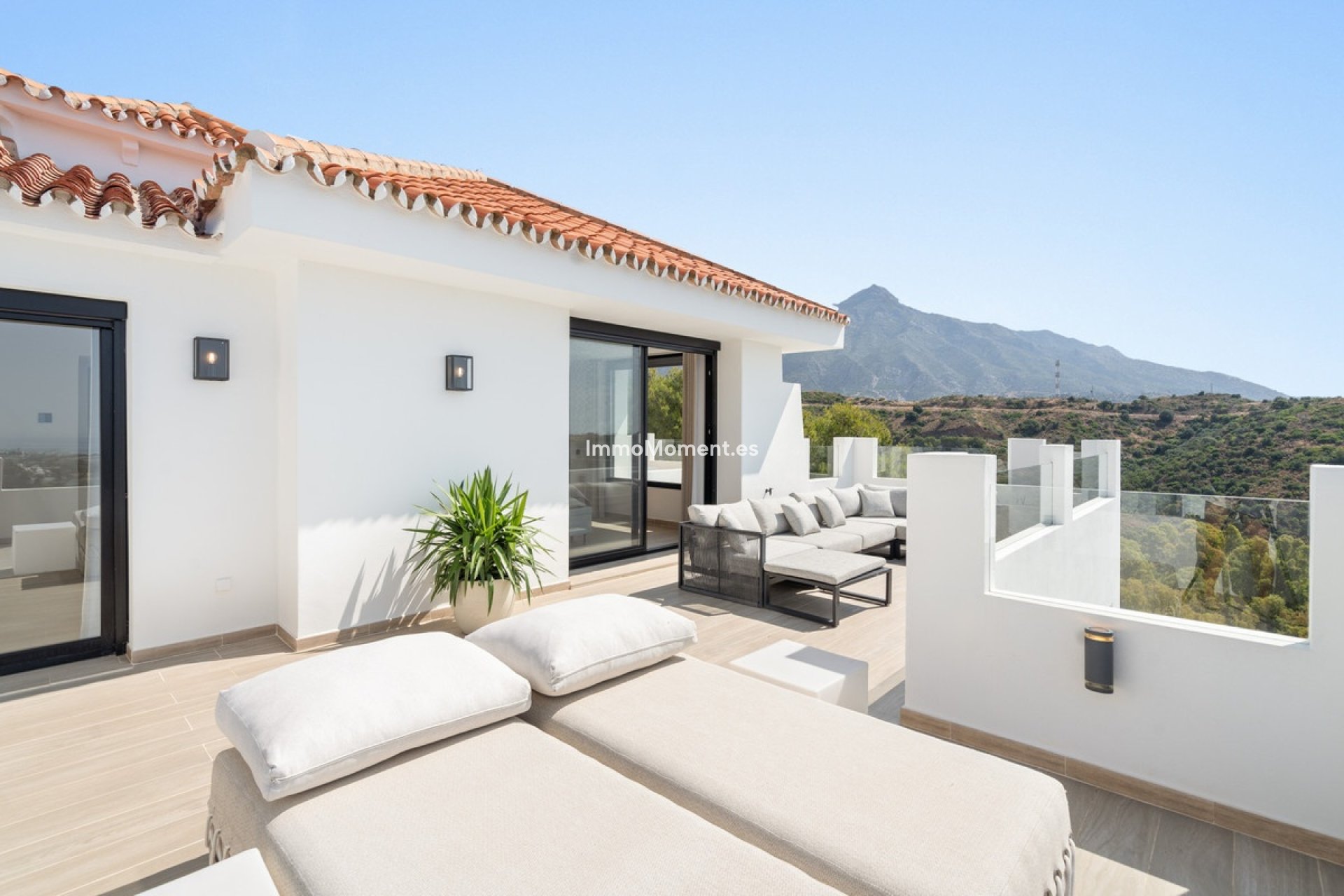 Wiederverkauf - Villa - Marbella - Nueva Andalucía