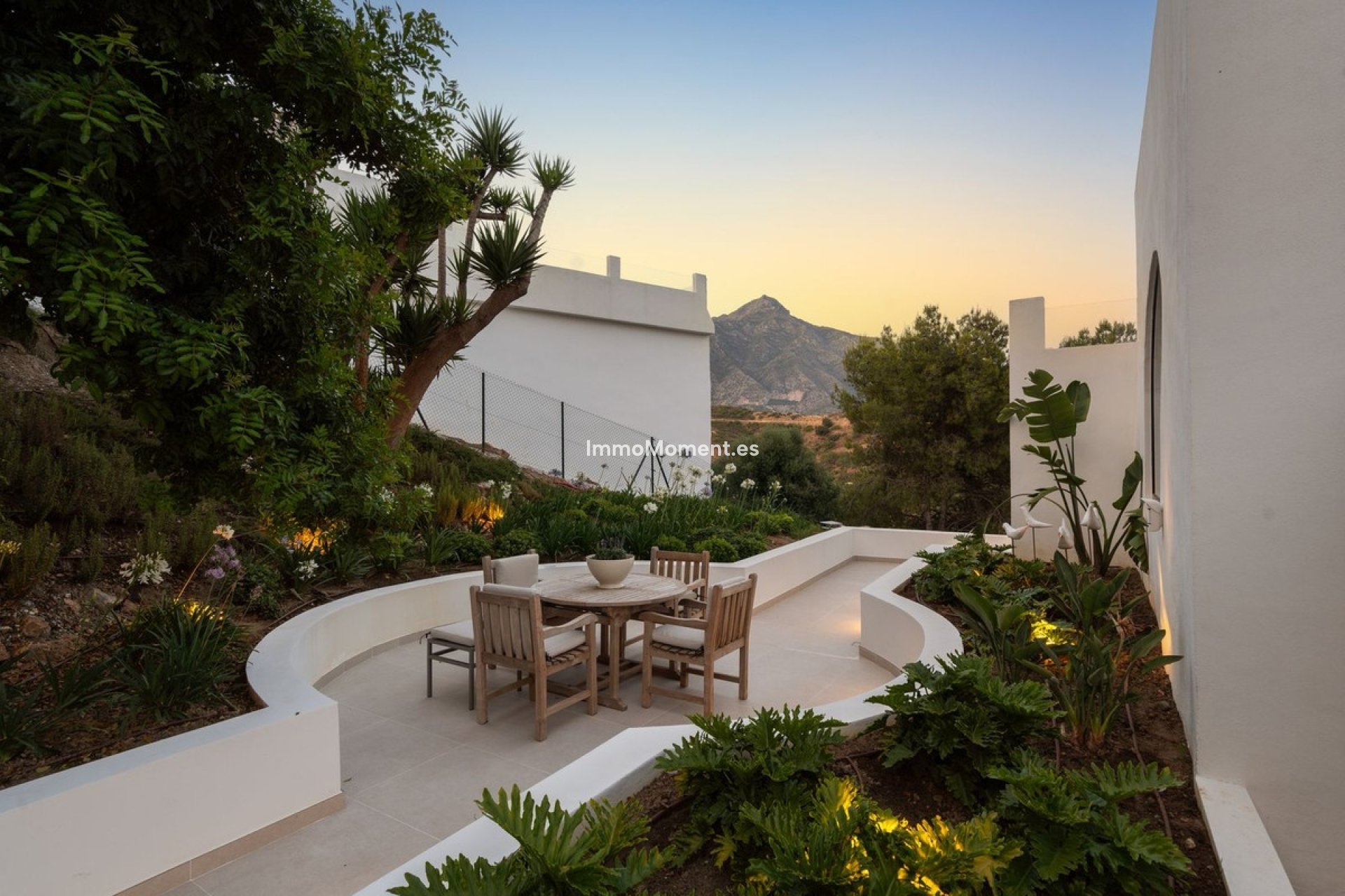 Wiederverkauf - Villa - Marbella - Nueva Andalucía