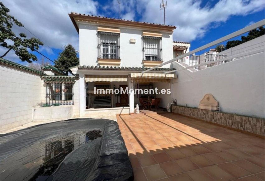 Wiederverkauf - Villa - Marbella - Nueva Andalucía