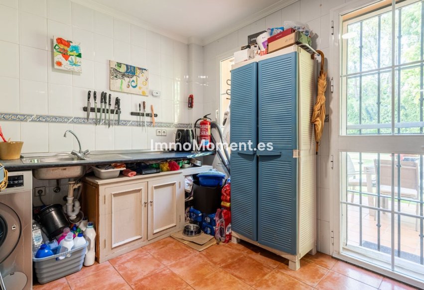 Wiederverkauf - Villa - Marbella - Nueva Andalucía