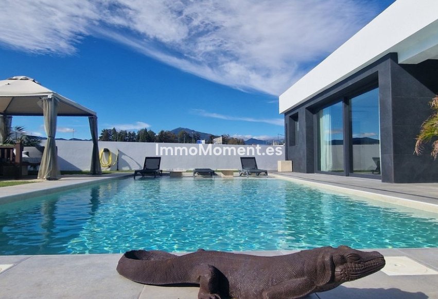 Wiederverkauf - Villa - Marbella - San Pedro de Alcántara