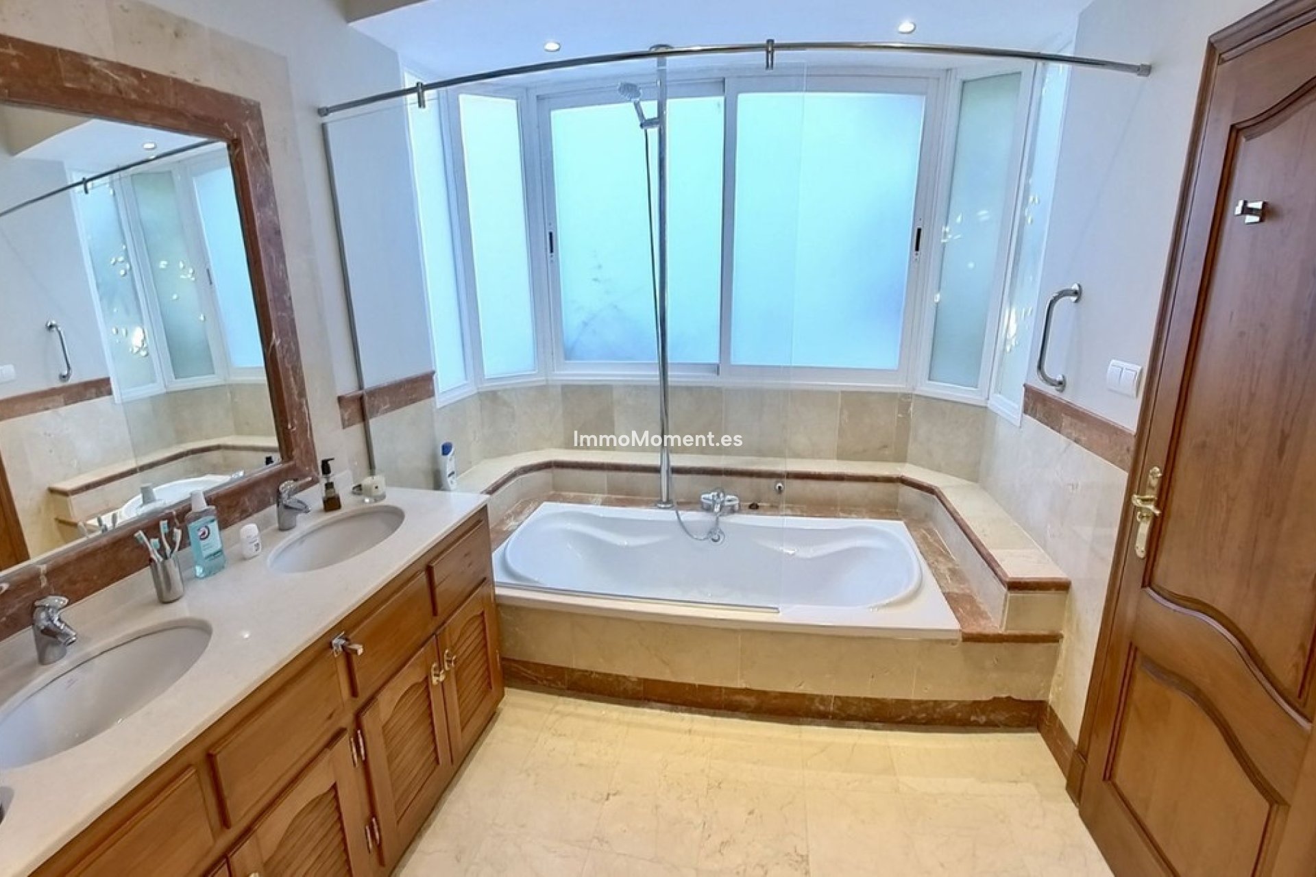 Wiederverkauf - Villa - Marbella - Sierra Blanca