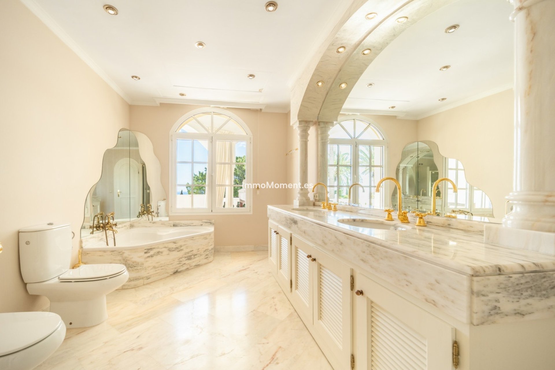 Wiederverkauf - Villa - Marbella - The Golden Mile