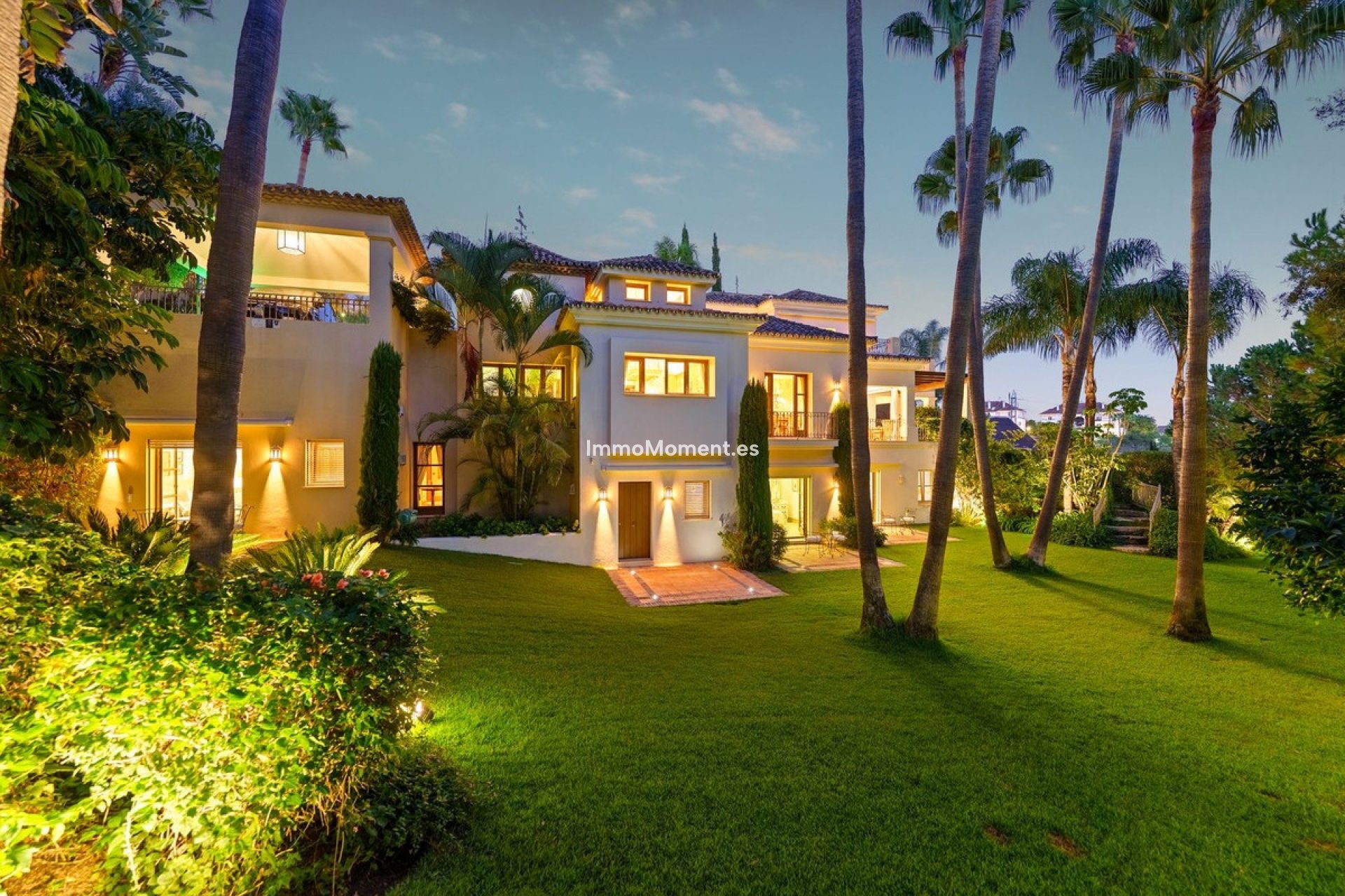 Wiederverkauf - Villa - Marbella - The Golden Mile