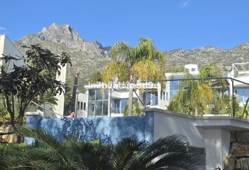 Wiederverkauf - Villa - Marbella - The Golden Mile