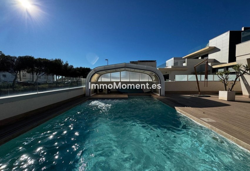 Wiederverkauf - Villa - Orihuela - Orihuela Costa