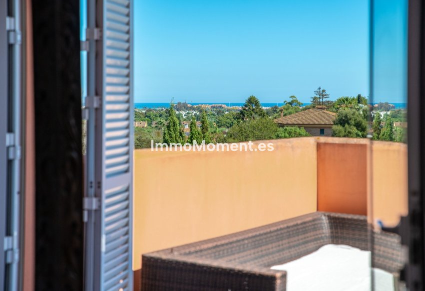 Wiederverkauf - Villa - Sotogrande - Sotogrande Costa