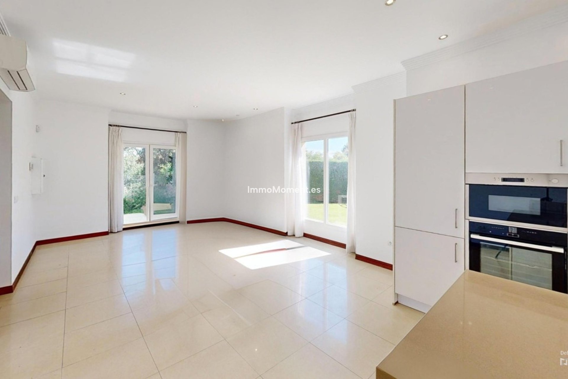 Wiederverkauf - Villa - Sotogrande - Sotogrande Costa