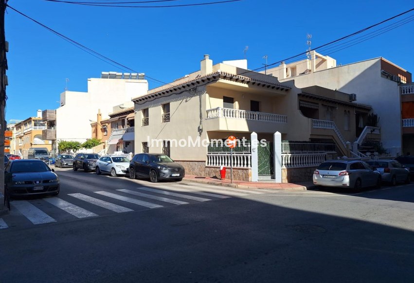 Wiederverkauf - Villa - Torrevieja - Torrevieja Centro