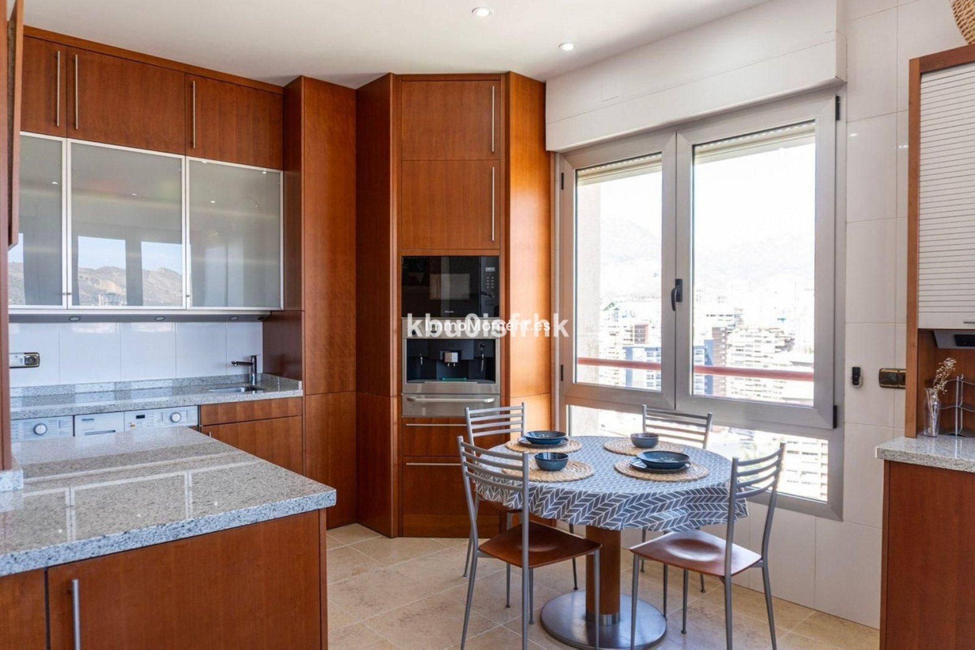 Wiederverkauf - Wohnung - Benidorm - Benidorm Centro