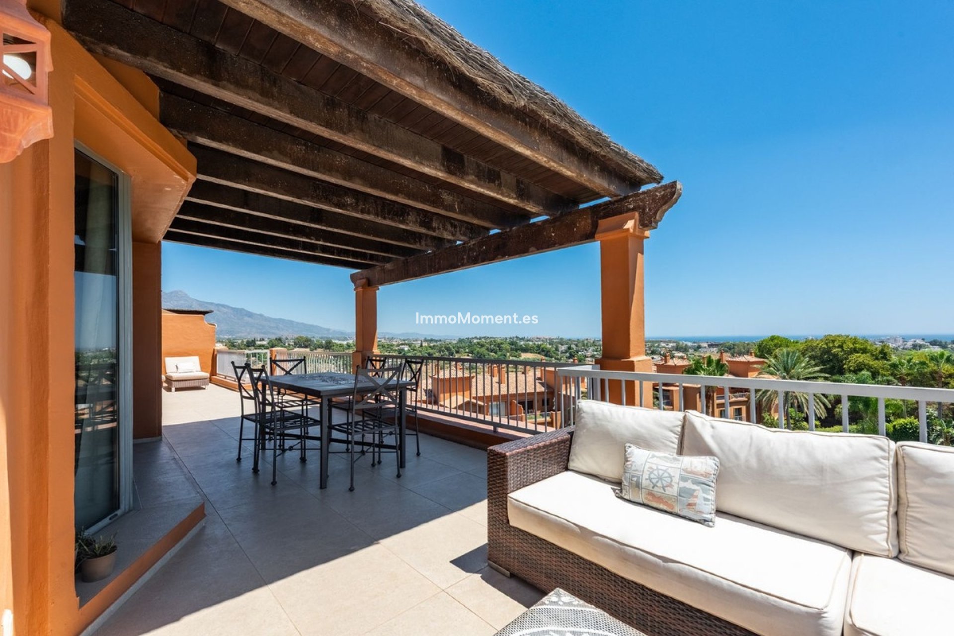 Wiederverkauf - Wohnung - Estepona  - Atalaya