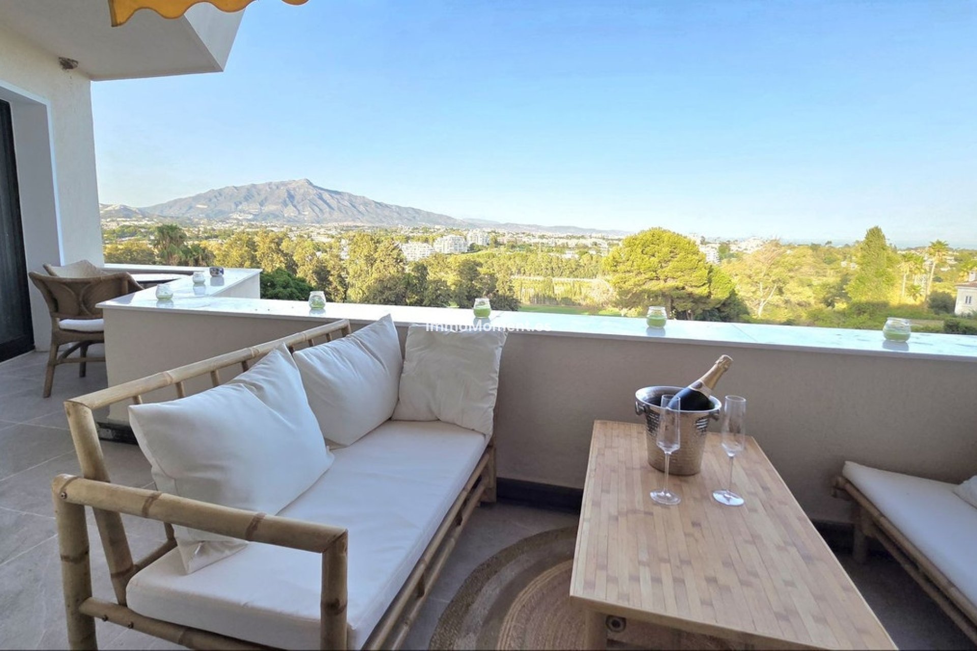 Wiederverkauf - Wohnung - Estepona  - Atalaya