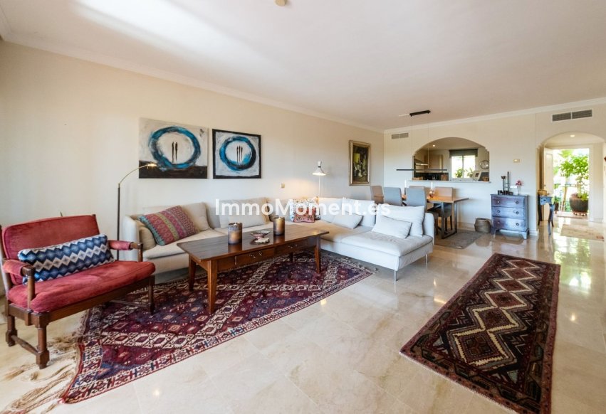 Wiederverkauf - Wohnung - Estepona  - Atalaya