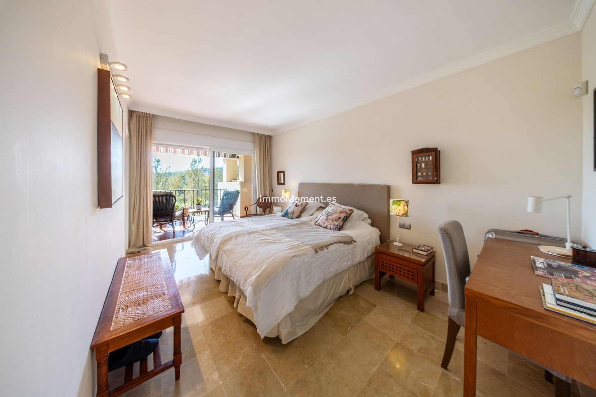 Wiederverkauf - Wohnung - Estepona  - Atalaya