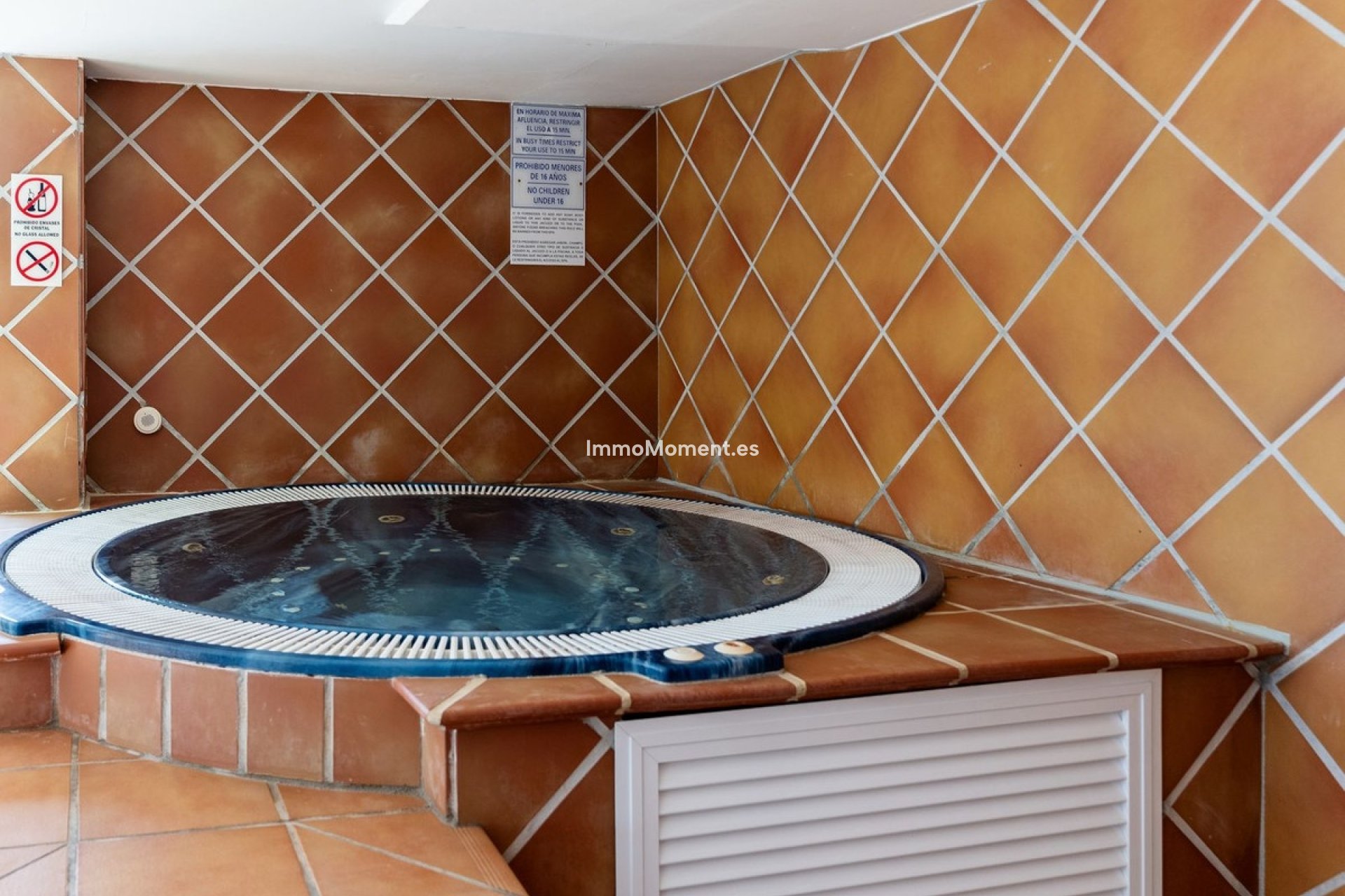 Wiederverkauf - Wohnung - Estepona  - Atalaya