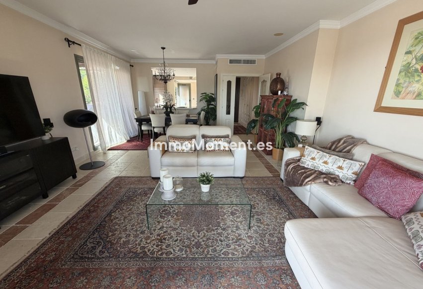 Wiederverkauf - Wohnung - Estepona  - Atalaya