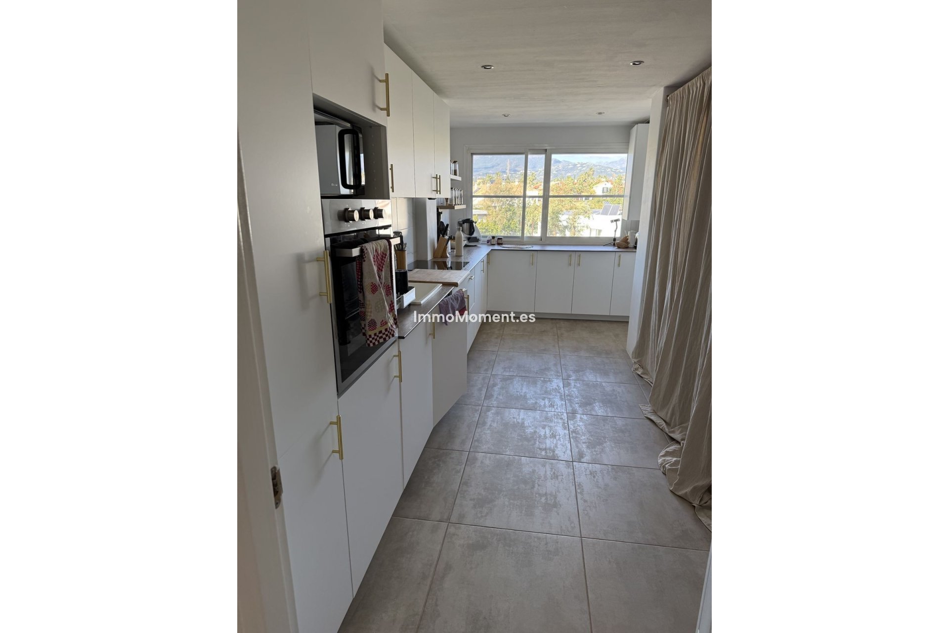 Wiederverkauf - Wohnung - Estepona  - Atalaya