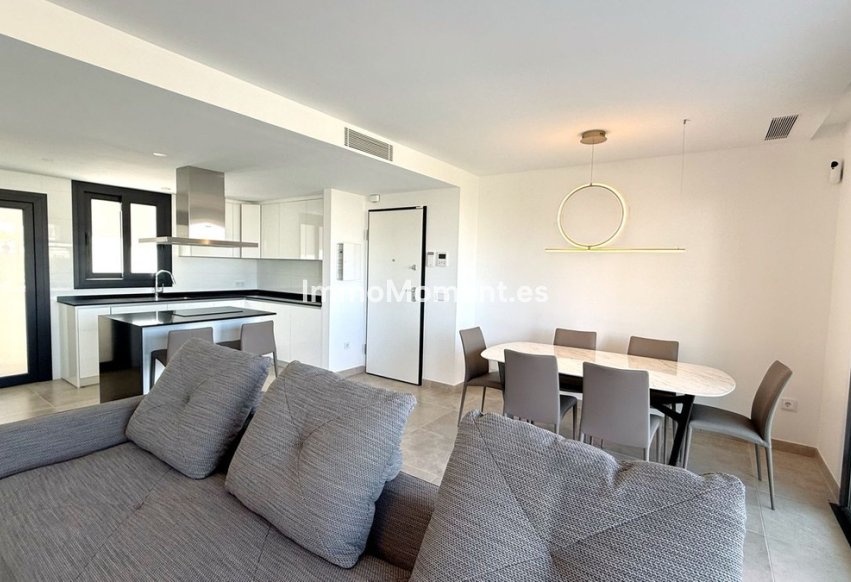 Wiederverkauf - Wohnung - Estepona  - Atalaya