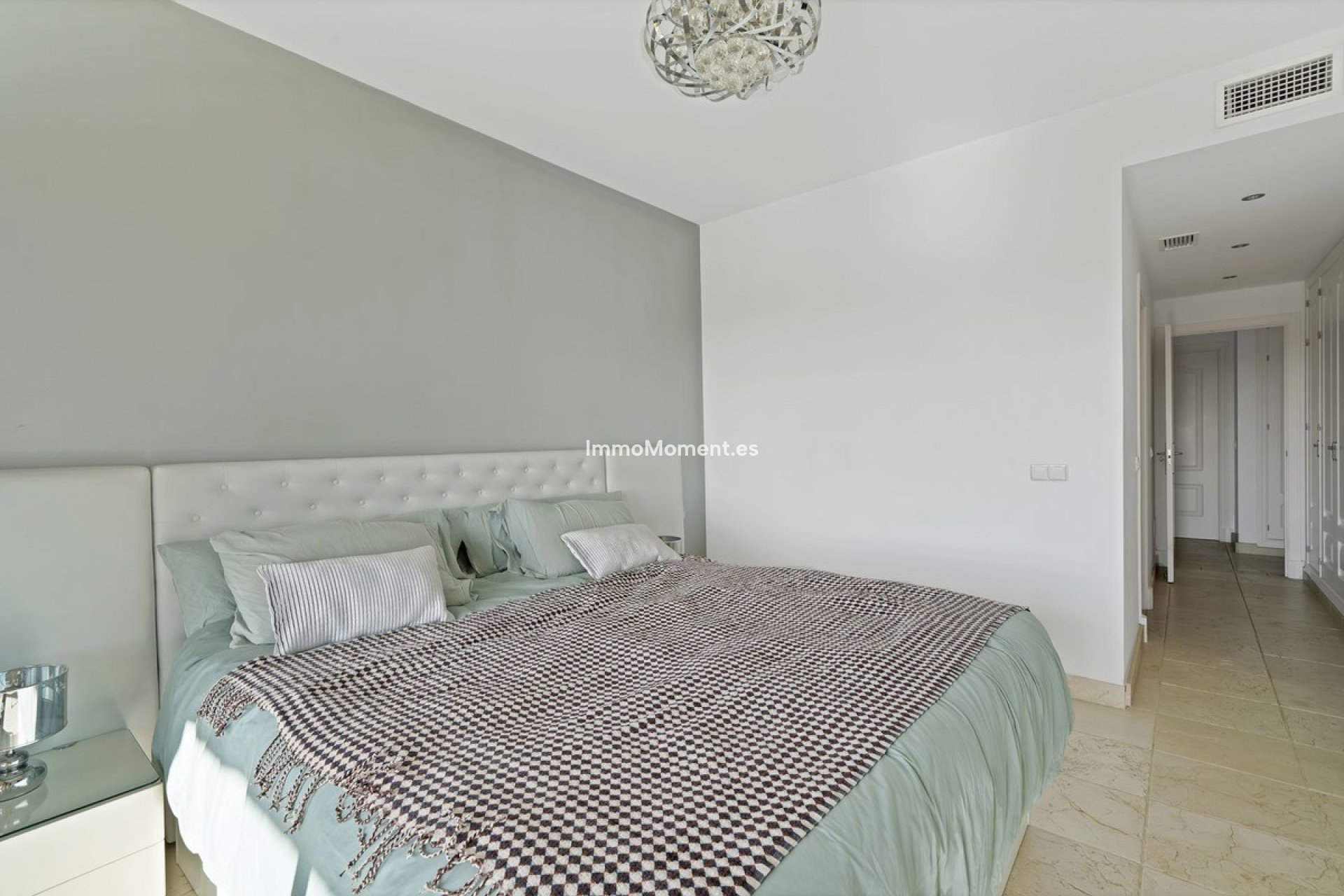 Wiederverkauf - Wohnung - Estepona  - Atalaya