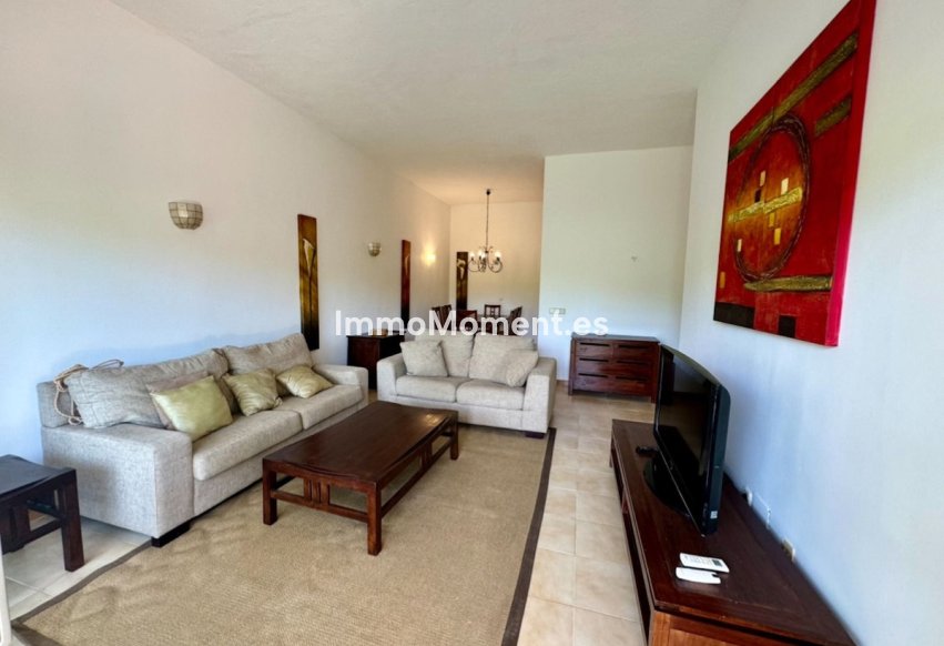 Wiederverkauf - Wohnung - Estepona  - Atalaya