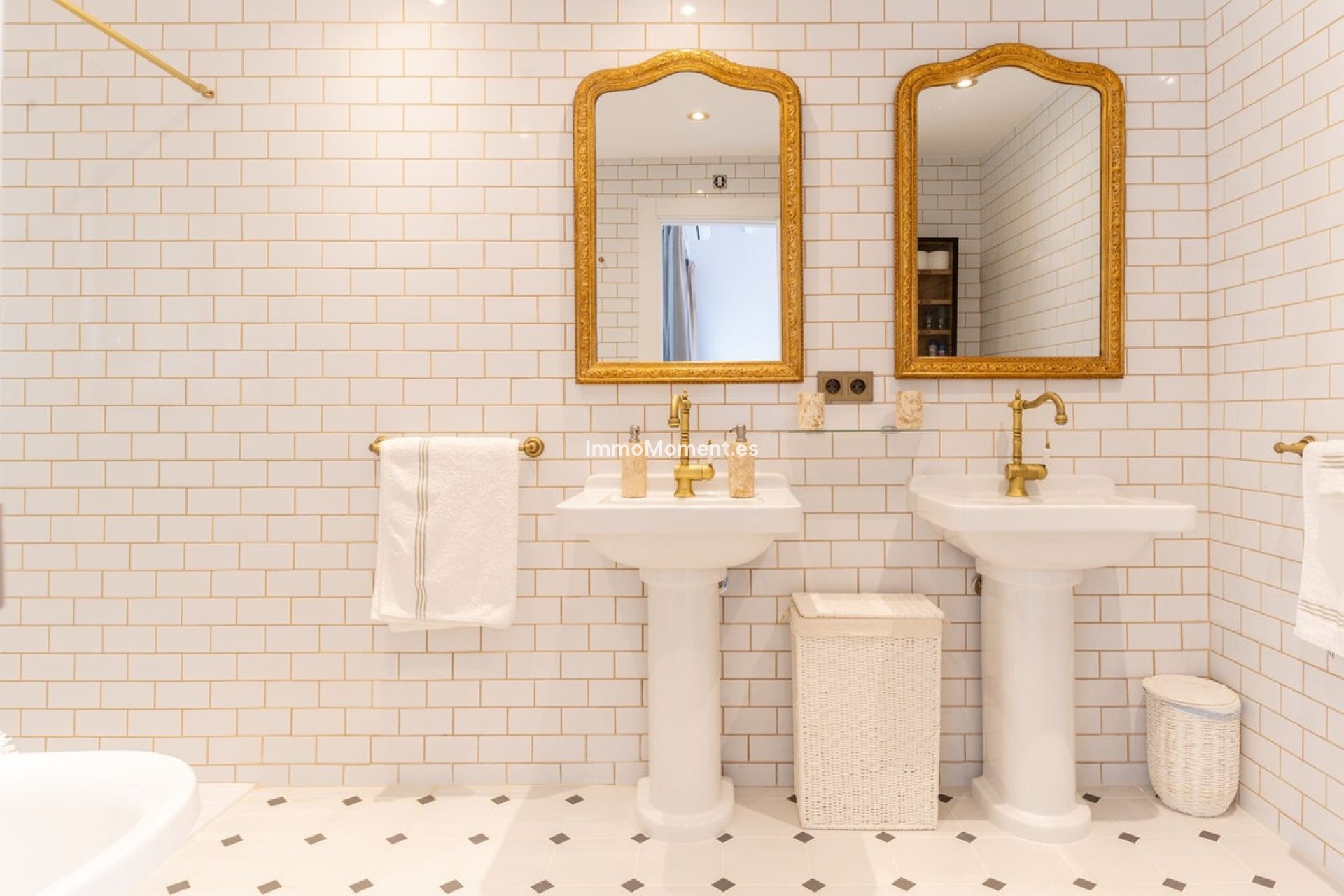 Wiederverkauf - Wohnung - Estepona  - Atalaya