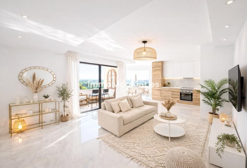 Wiederverkauf - Wohnung - Estepona  - Atalaya