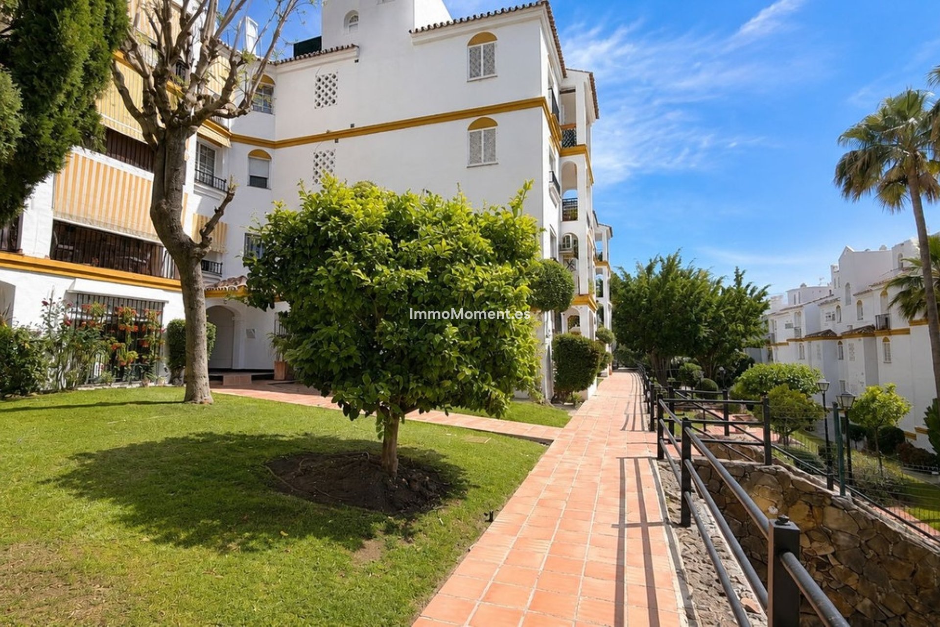 Wiederverkauf - Wohnung - Estepona  - Atalaya