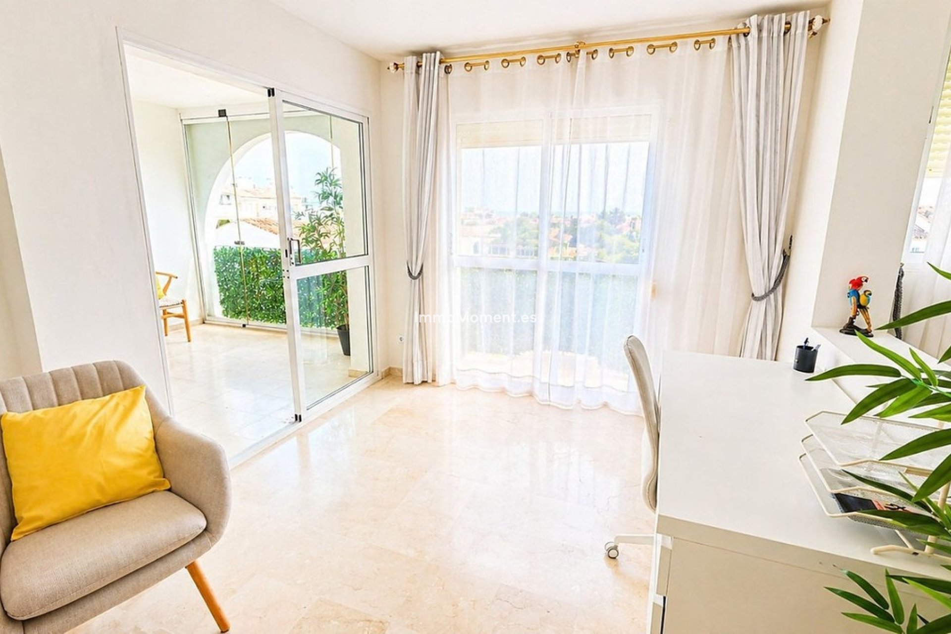 Wiederverkauf - Wohnung - Estepona  - Atalaya
