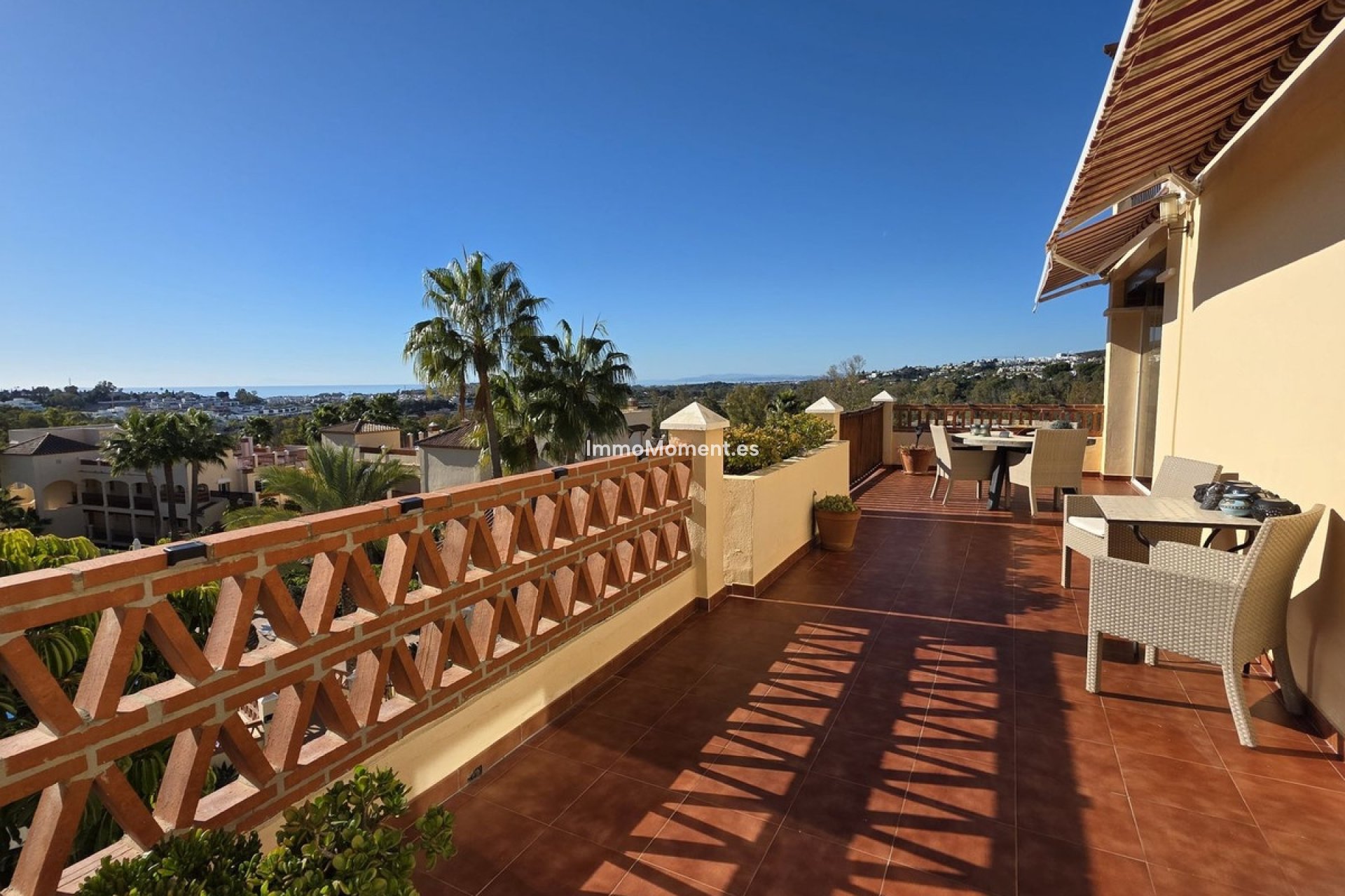 Wiederverkauf - Wohnung - Estepona  - Atalaya